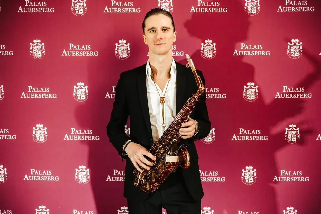 Saxophonist im Palais Auersperg Wien
